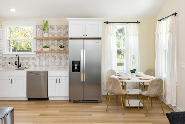 Microwave, oven, stovetop, dishwasher