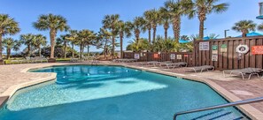 Pool - New! Romantic, Oceanfront Condo, Stunning Views, Private Oceanfront Balcony (Myrtle Beach)
