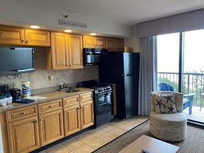 Fridge, microwave, oven, stovetop - New! Romantic, Oceanfront Condo, Stunning Views, Private Oceanfront Balcony (Myrtle Beach)