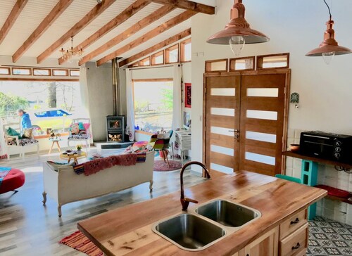 Beautiful rustic and modern house, Termas de Chillán.