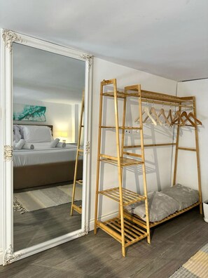 1 bedroom, iron/ironing board, free WiFi, bed sheets
