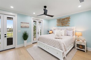 4 bedrooms, WiFi, bed sheets
