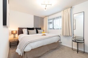 5 bedrooms, iron/ironing board, travel cot, free WiFi