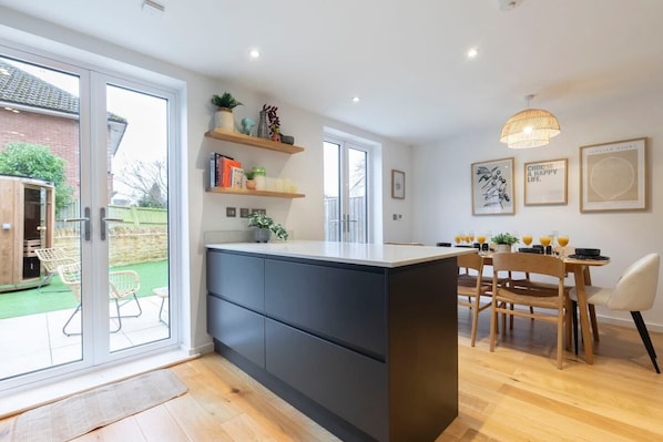 Kitchen Diner