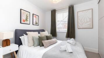 1 Schlafzimmer, Bügeleisen/Bügelbrett, Reisekinderbett, kostenloses WLAN