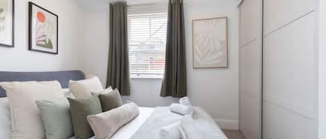 1 chambre, fer et planche Ă repasser, Wi-Fi, draps fournis