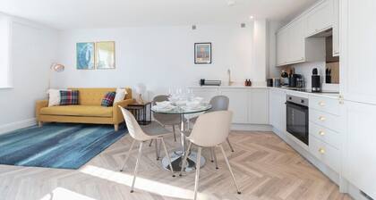 Modern Apartment By Historic Gloucester Quays