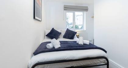 Peaceful 3-Bed Home in Tivoli