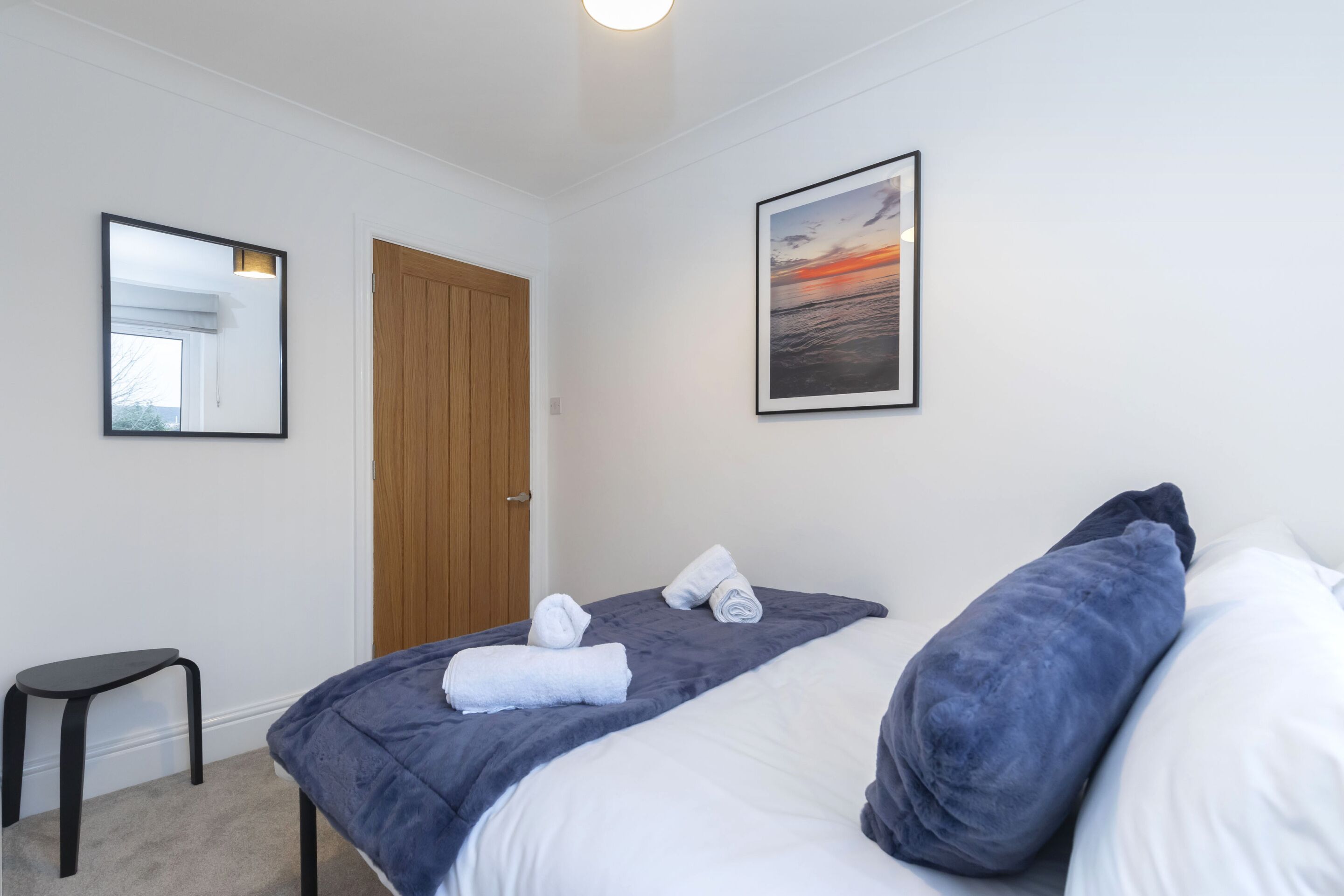 3 slaapkamers, een strijkplank/strijkijzer, reisbedje, gratis wifi