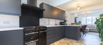 Peaceful 3-Bed Home in Tivoli