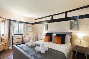 4 Schlafzimmer, Bügeleisen/Bügelbrett, Reisekinderbett, kostenloses WLAN