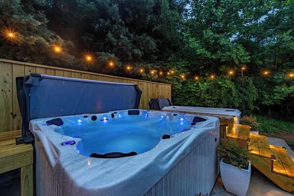 Bain à remous extérieur