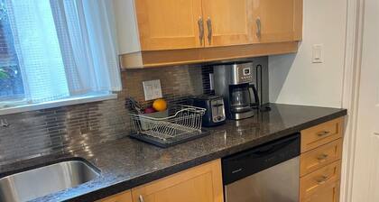 Spacious next to Millpond 3BDRM main floor house/Yard/Parking