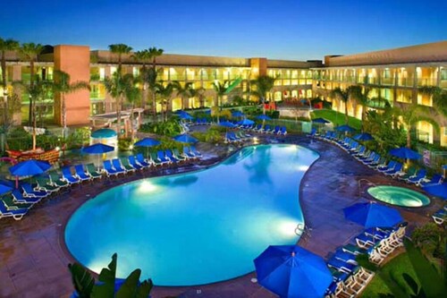 2br - Grand Pacific Palisades Resort in Carlsbad, April 15 & 16, 2 nts, Sleeps 6