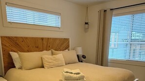 3 soverom, strykejern/-brett, wi-fi (inkludert) og sengetøy