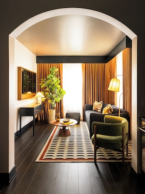 Luxury Suite