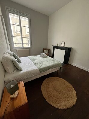 2 bedrooms, WiFi, bed sheets - T3 QUARTIER DOUTRE ANGERS (Angers)