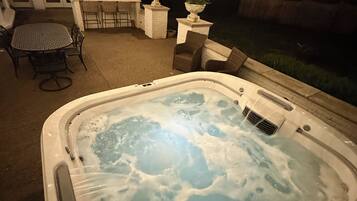 Utendørsservering