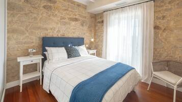 3 chambres, fer et planche Ă repasser, Wi-Fi, draps fournis