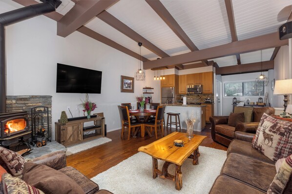 TV connectée, cheminée