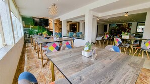 Dining room - Sanchz Aqua Lounge Hotel by Chat Noir (Cuenca)