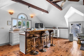 아파트, 침대(여러 개), 금연, 에어컨 (CARRIAGE APARTMENT) | 거실 공간