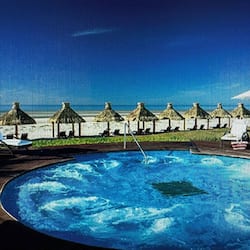 Inomhuspool, 9 utomhuspooler, gratis cabanor och parasoller