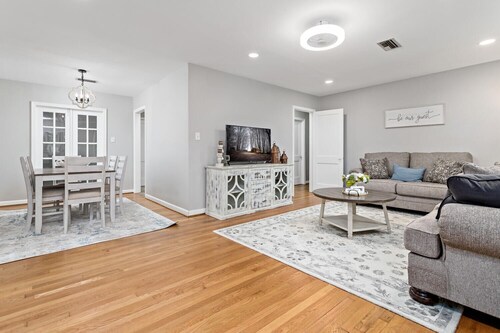 2-bedroom house in welcoming Beaumont with all the amenities of home!