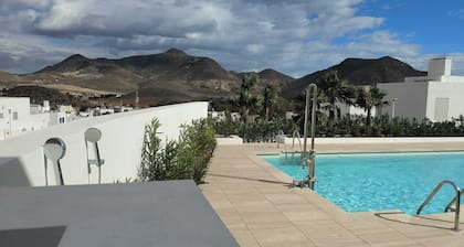 Urbanization with swimming pool and gym. BBQ and private solarium. Panoramic views.