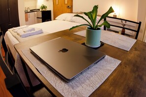 1 sovrum, strykjärn/strykbräda, wi-fi och sängkläder