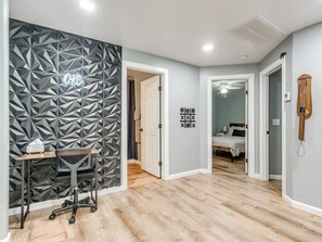 2 chambres, bureau, fer et planche à repasser, Wi-Fi gratuit