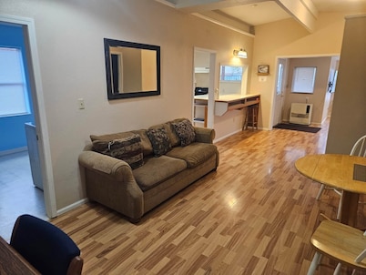 The Queen 2 Bedroom Apartment D
