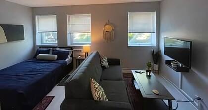 Explore Northside from Modern Studio Apartment near Dining and Shops + Laundry
