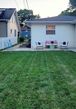 Property grounds - Charming Creekside Cottage [] Near Downtown, OSU & Airport (Gahanna)