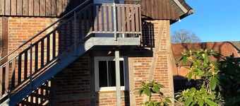 Vacation apartment under the oaks