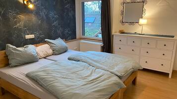 1 Schlafzimmer, Bügeleisen/Bügelbrett, Reisekinderbett, kostenloses WLAN