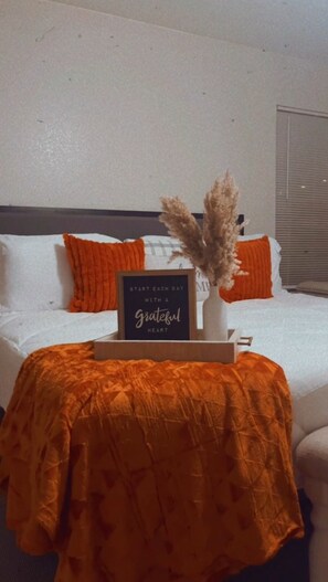 4 soverom, strykejern/-brett, wi-fi og sengetøy