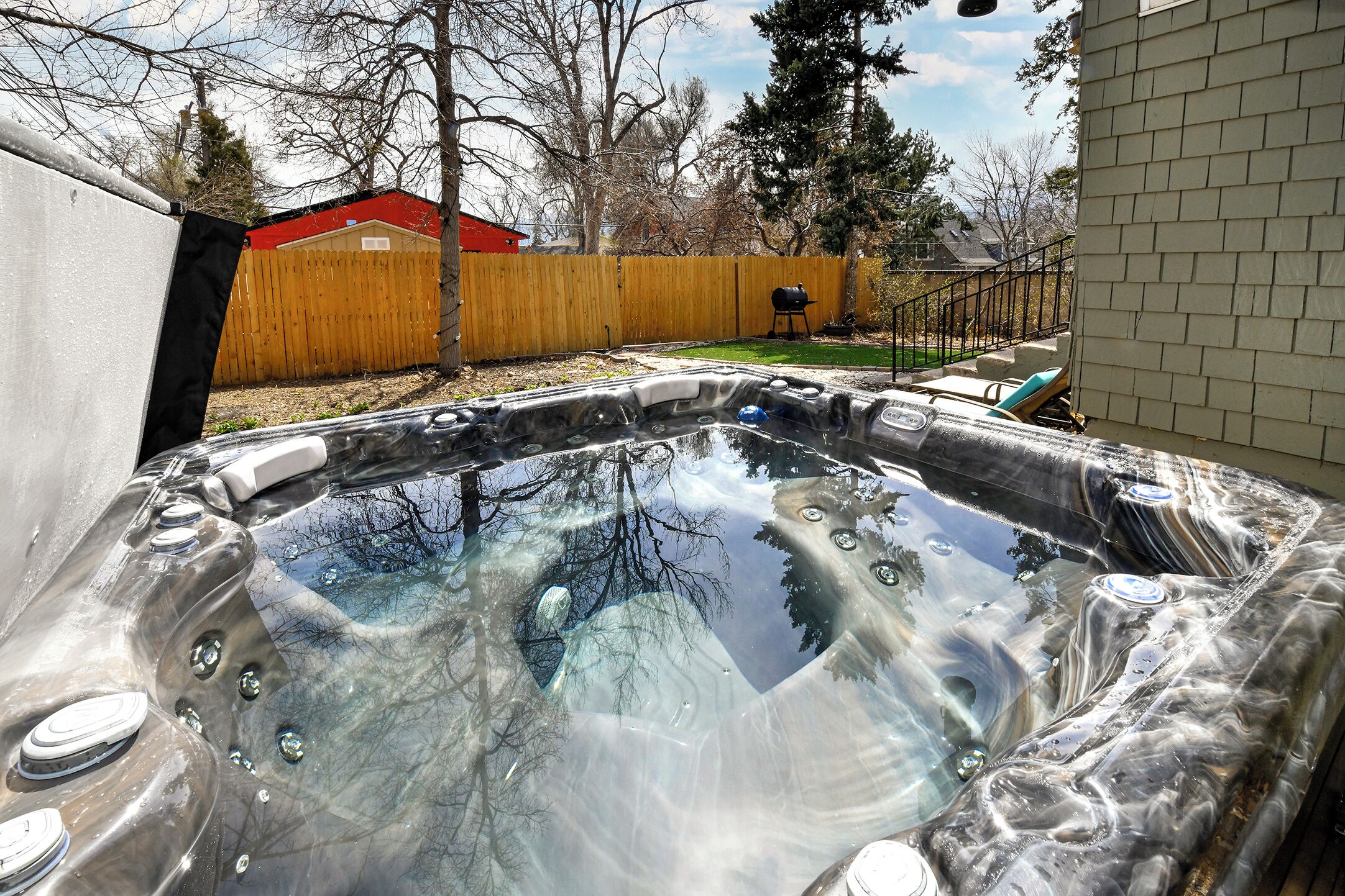 Bain à remous extérieur