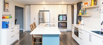 Stylish 4 bed 2.5 bath home in Reynoldsburg