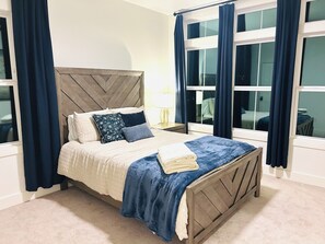 4 chambres, fer et planche à repasser, Wi-Fi, draps fournis