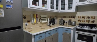 Charming and spacious 2-bedroom 1 bath house in lovely Castries with WiFi, AC,