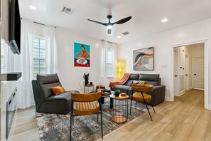 Smart TV, fireplace - Entire Home in St. Roch (New Orleans)