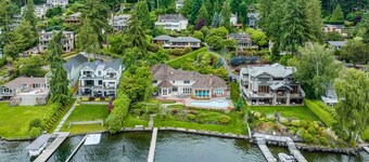 Stunning Waterfront Mansion w Pool n Hottub
