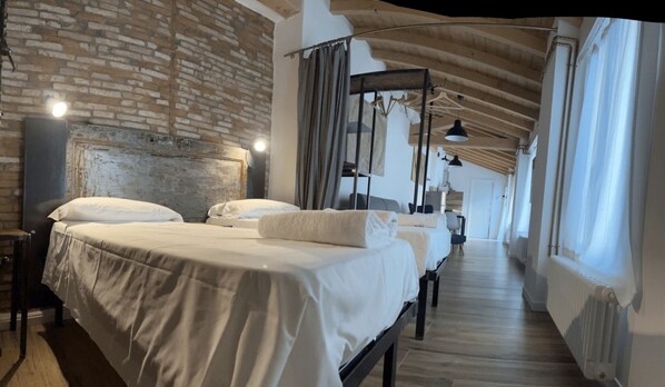 Free WiFi, bed sheets