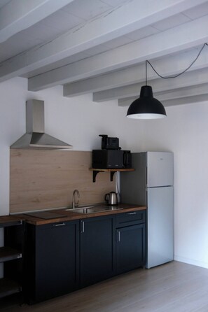 Réfrigérateur, micro-ondes