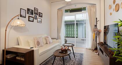 2BR 1SFB Home In Chinatown 5 Min MRT - Nivas Wanit