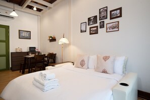 2 bedrooms, desk, iron/ironing board, free WiFi