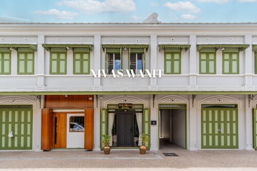 3BR 1SFB Home In Chinatown 5 Min MRT - Nivas Wanit