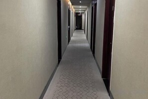 Unclassified image, 2 of 30, button - Super 8 Hotel (Beijing Qianmen Zhushikou Subway Station) (Beijing)