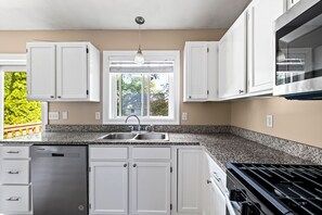 Fridge, microwave, oven, dishwasher